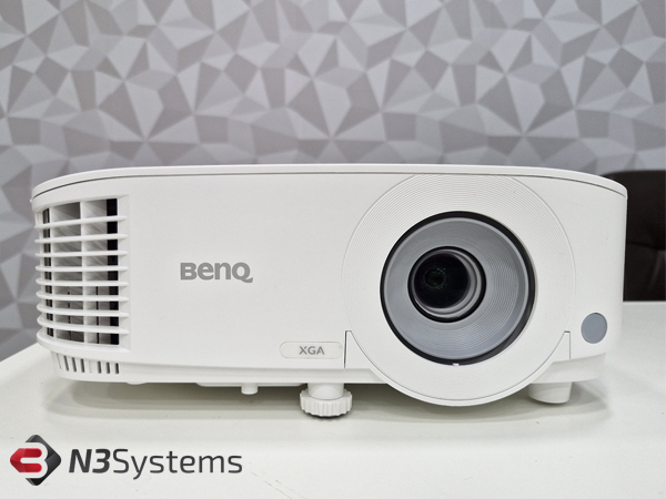 Projetor BenQ na Assistência Técnica de Projetores N3Systems