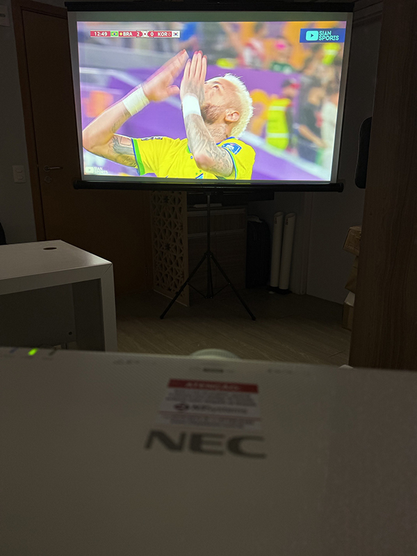 Projetor Epson de alto brilho disponível para locação na Pompeia SP